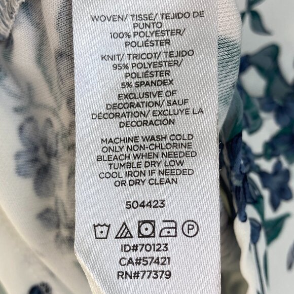 Ann Taylor | Sleeveless Blouse | Muted Floral w/ Front Placket| Size Small - Picture 13 of 13